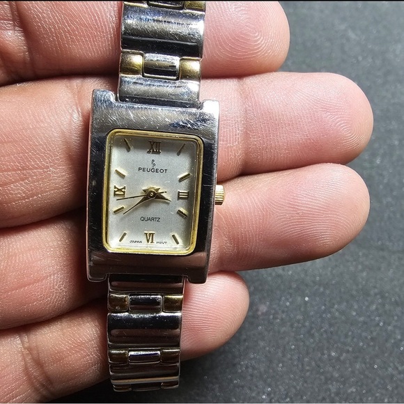 Peugeot 758 Ladies Quartz Watch Tank Style Silver Gold Tone Roman Dial Working - Picture 4 of 9